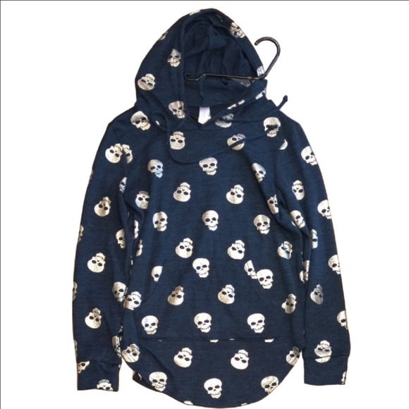 No Boundaries Kids Blue White Skull Print Unisex Hoodie - Picture 1 of 3